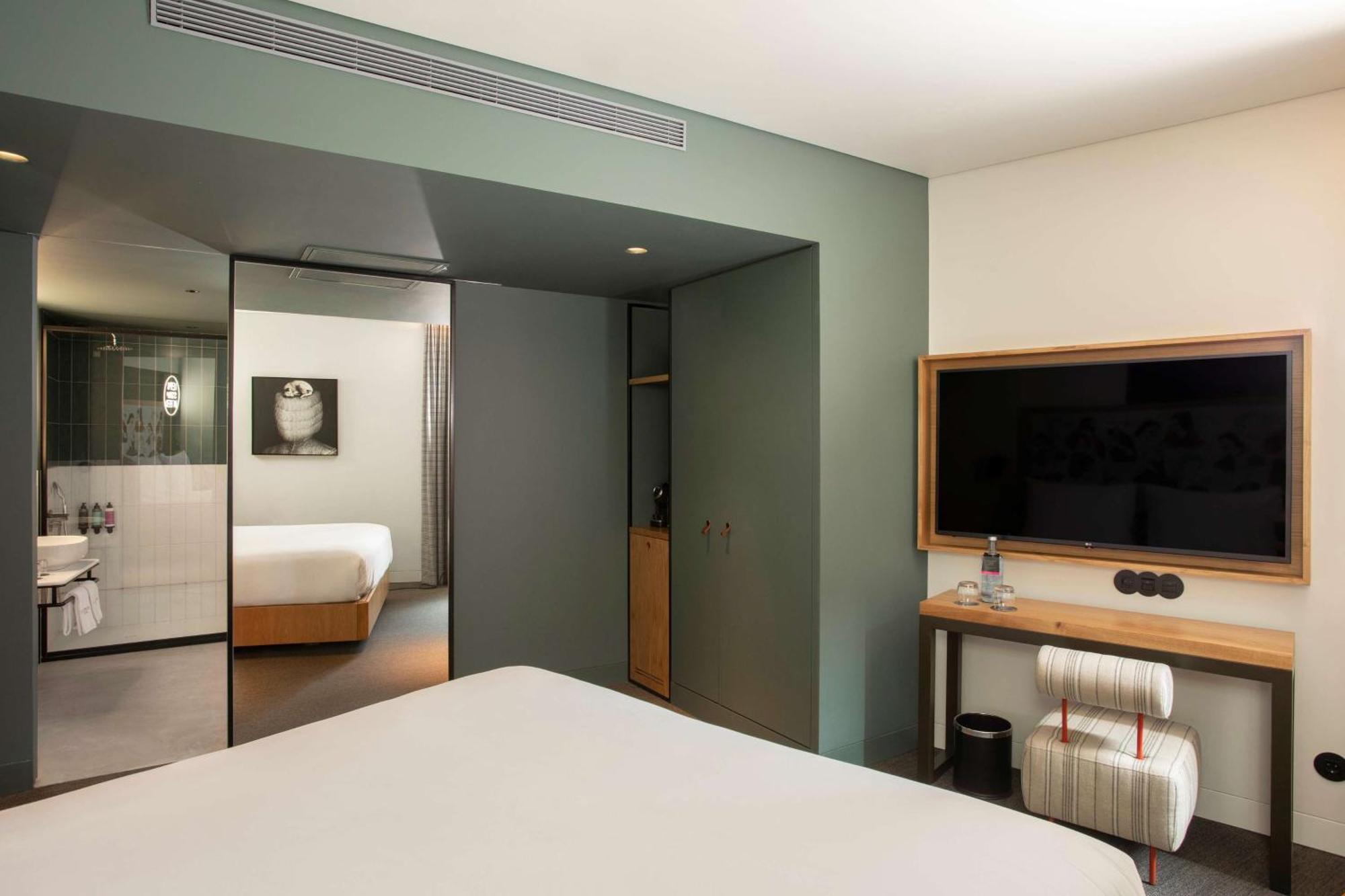 Se Catedral Hotel Porto, Tapestry Collection By Hilton Bagian luar foto