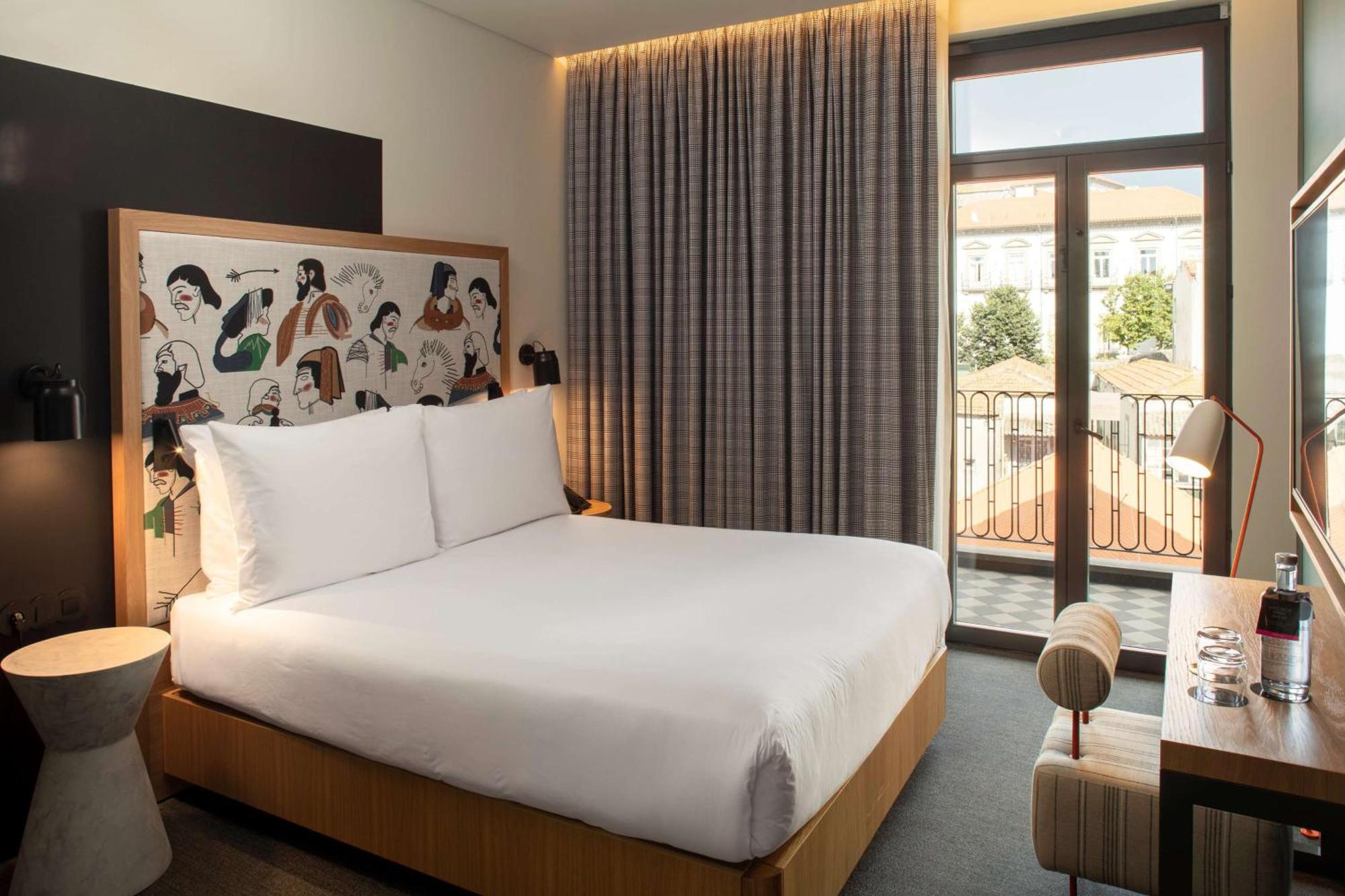 Se Catedral Hotel Porto, Tapestry Collection By Hilton Bagian luar foto