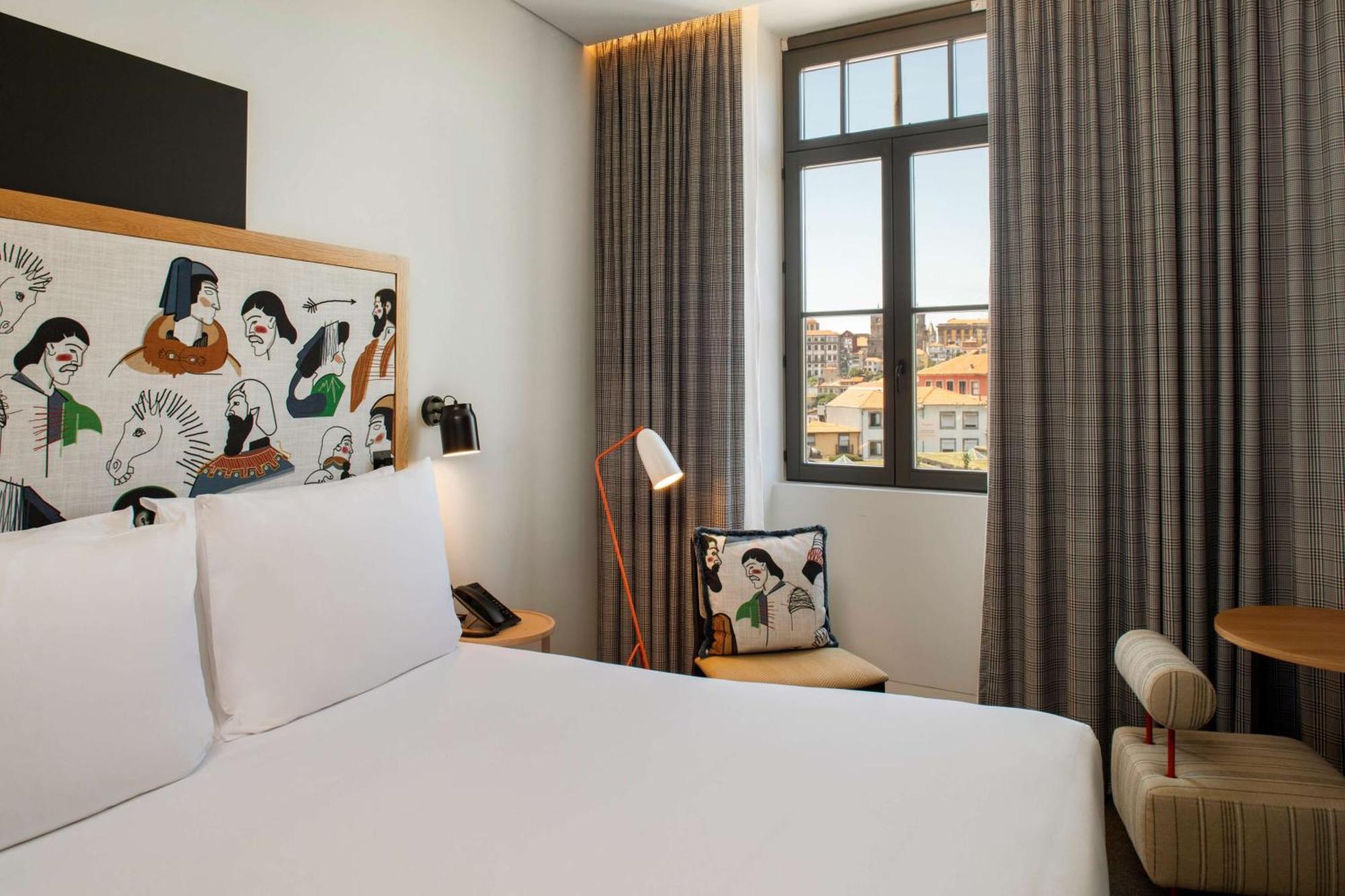 Se Catedral Hotel Porto, Tapestry Collection By Hilton Bagian luar foto
